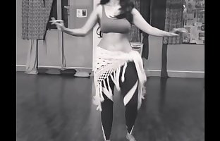 tesão Peituda indiana Menina em movimento Ela Corpo