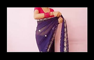 الهندي فتاة التدريس لها BF كيف إلى خلع ملابسه
