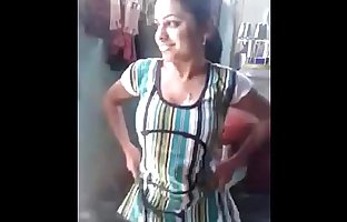kamya Bhabhi Zeigen  Ihr Titten