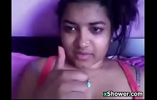 Fat Indian Chick Flashing Her Nice Tits
