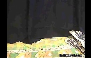 Sexy Indische Schlampe liebt zu werden ein necken