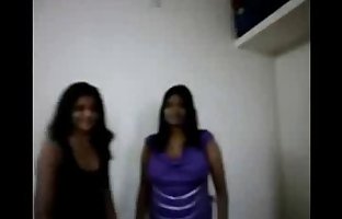 Busty Titten Indische Tantchen tun BLOWJOB zu Ihr Kunden