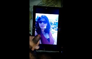 Cum Tribute to sexy busty indian mom