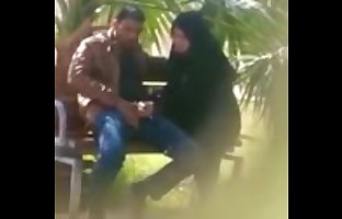 Musulmani zia masturbazione con la mano