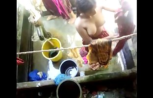 bangla desi Köy kızlar banyo içinde dhaka şehir hq (5)