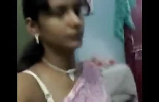 Sexy Notrth indian aunty boobs