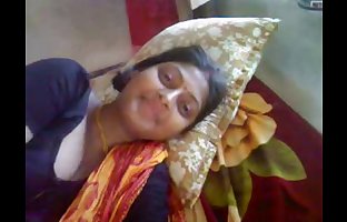 Bella desi bengalese boudi con devar Sexy Tette esposti