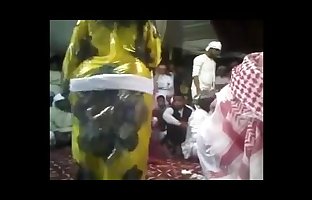 Arabische Big Arsch - Runde butt - Biegen über Beute
