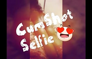 cumshot Selfie