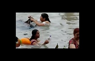 INDIAN - GANGA bathing caught 2